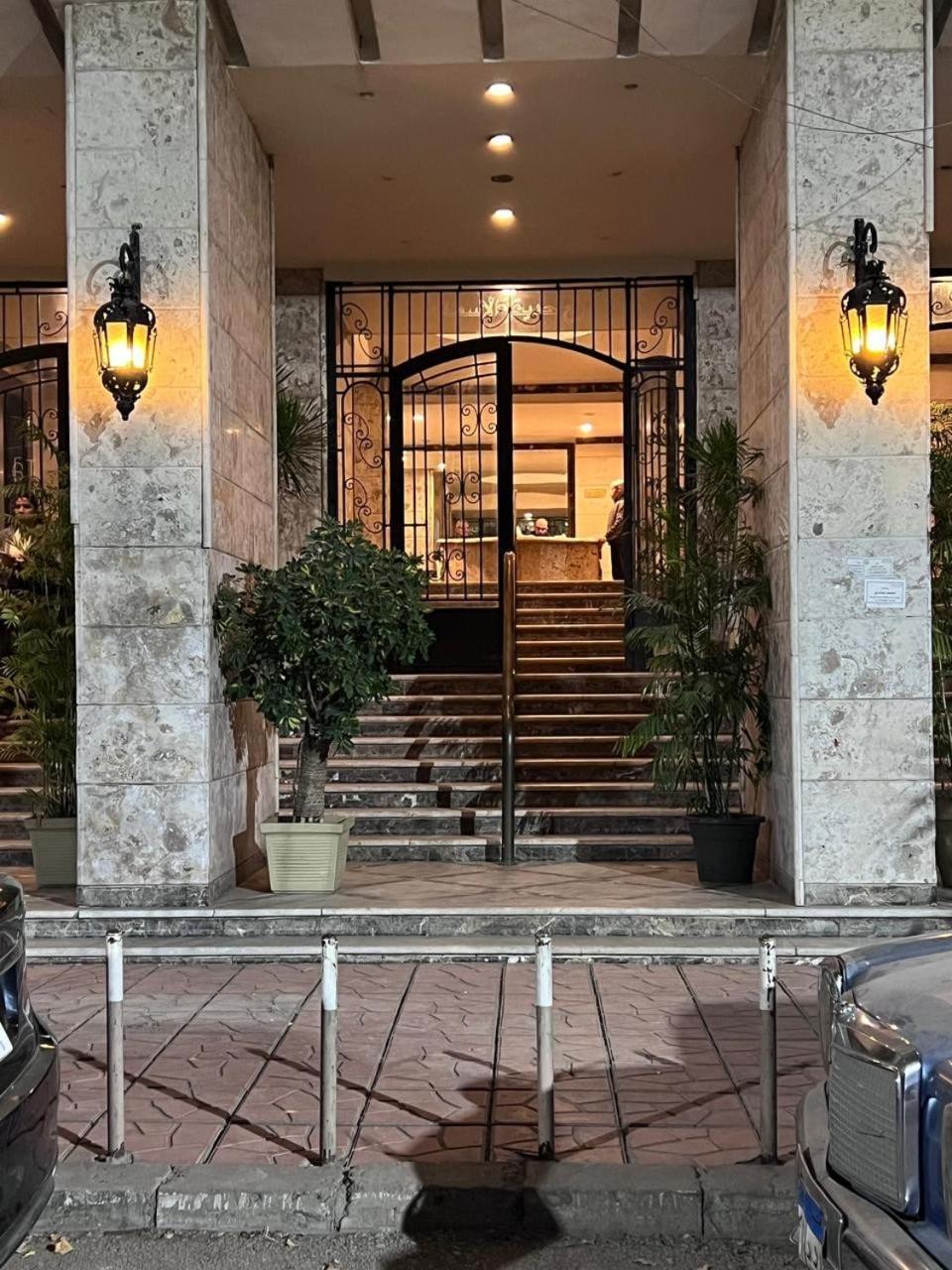 Vibrant Unique Stay - El Zamalek Apartment Cairo