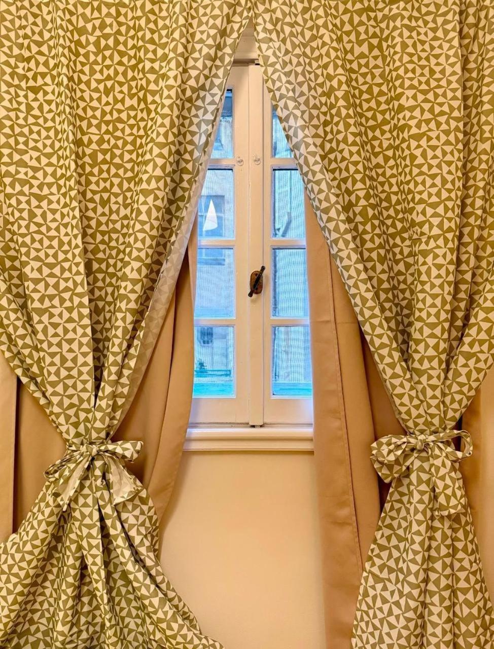 Vibrant Unique Stay - El Zamalek Apartment